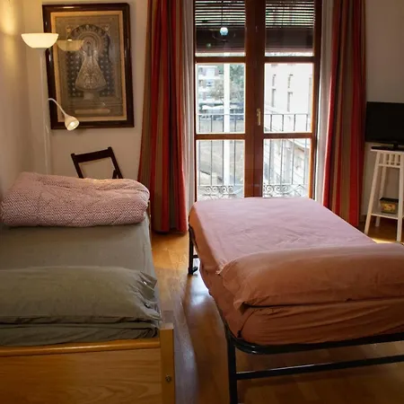 Bonita Vivienda En El Corazon De سرقسطة